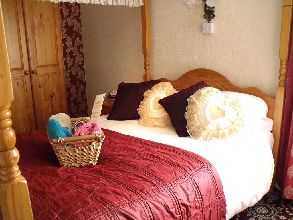 Deluxe Double Room with Shower